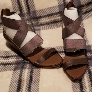 Chinese Laundry Sandals Size 9.5